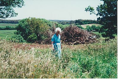 Gran on her old block of land, 1992