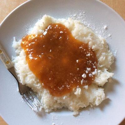 Rice, sugar and jam
