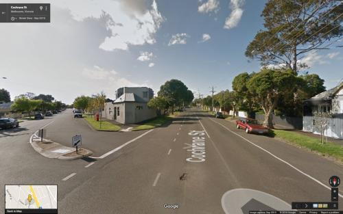 Cochrane-Cross streets intersection